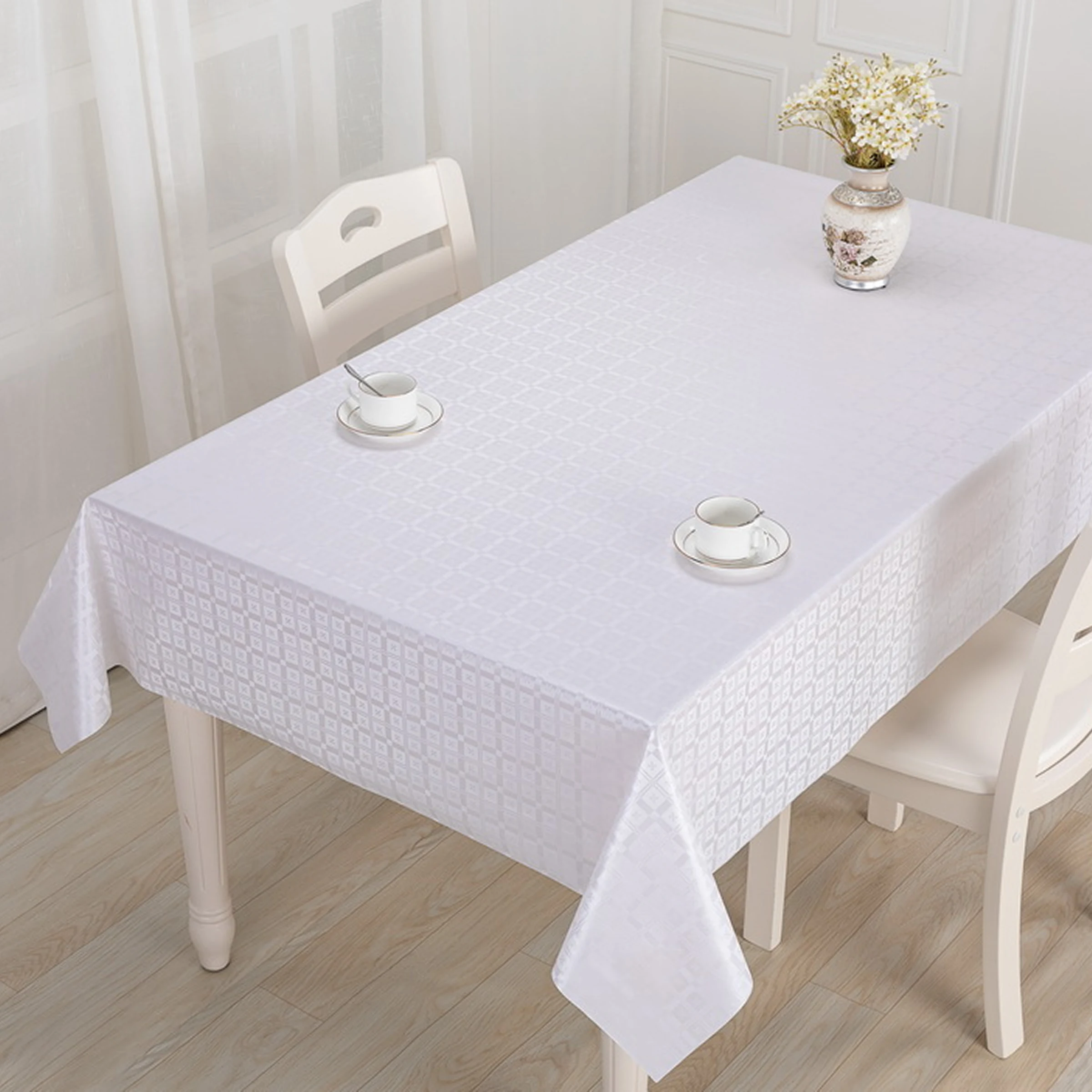 Cerata Stołowa Poliestrowa – Minimalistyczny Wzór – Jasnoszary